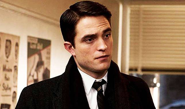 Robert Pattinson Resmi Jadi Pemeran Batman!