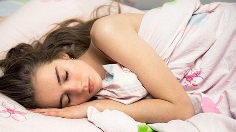 Kebiasaan Tidur Lebih Cepat  Rasakan Manfaatnya