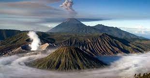 Keindahan Gunung Indonesia Yang Memanjakan Mata